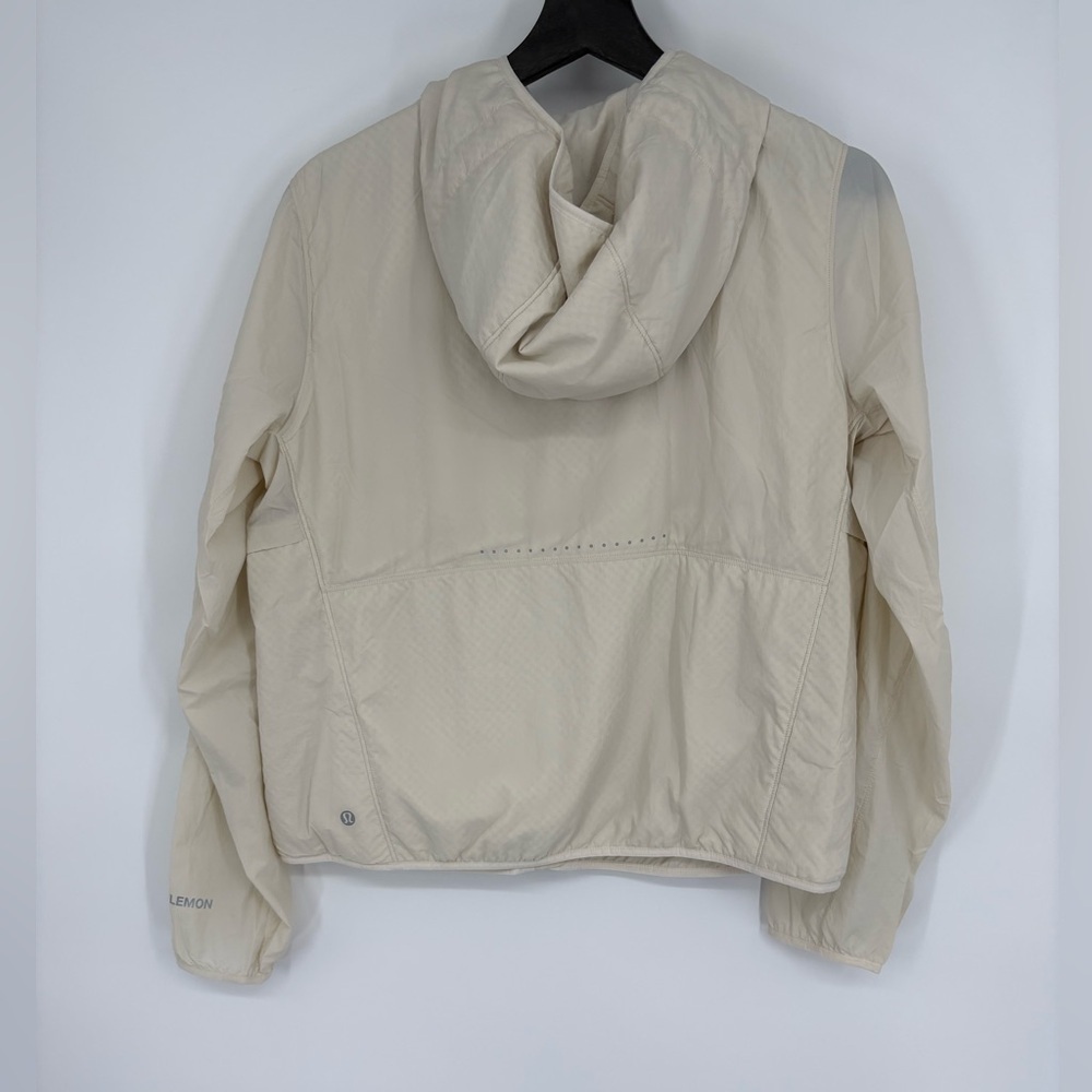 Lululemon Women’s InsulEight Cold-Weather Run Shell Light Ivory - Picture 12 of 17